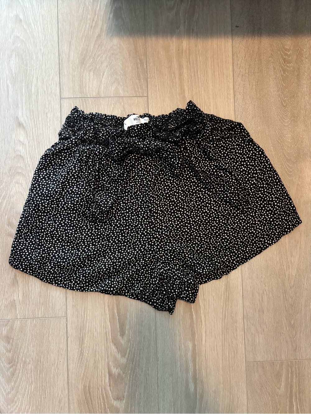 Ultra High-Rise Paper-Bag Woven Short - Black with White Polka Dot Print